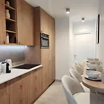 Beautiful Renovated With Ac - East Daire Paris