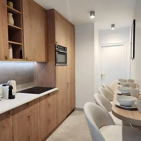 Beautiful Renovated With Ac - East Appartamento Parigi
